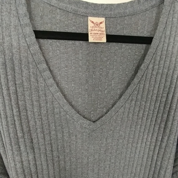 Shirt - Picture 2 of 2